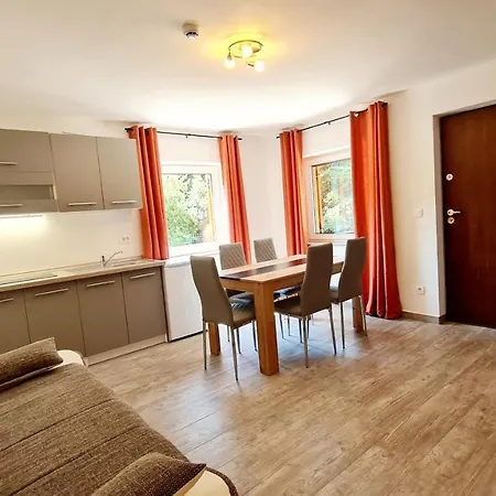 Fiesa * بورتوروز